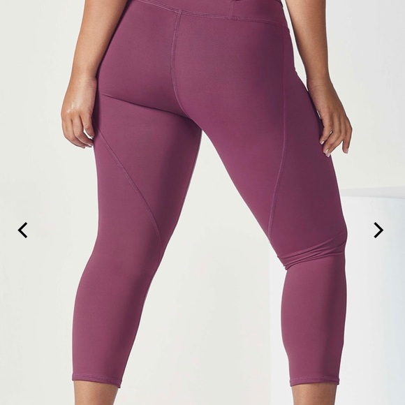 Fabletics Pants - Fabletics Gia Power light Capri Cabaret 2X